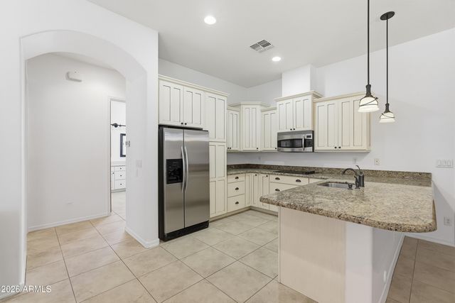 2616 W CANYON Road, Phoenix, AZ 85086