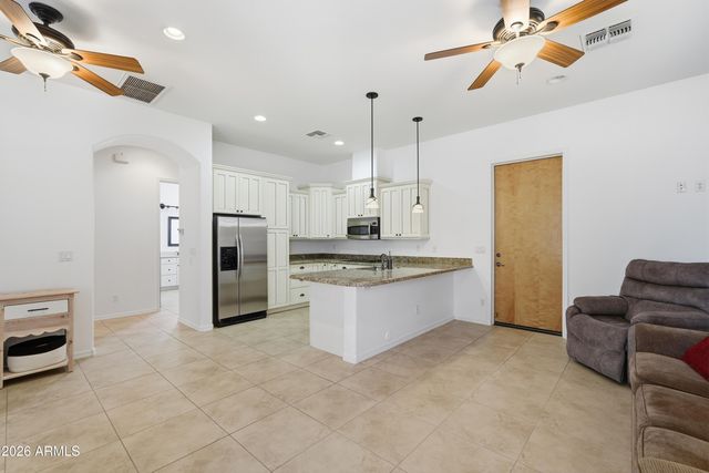 2616 W CANYON Road, Phoenix, AZ 85086