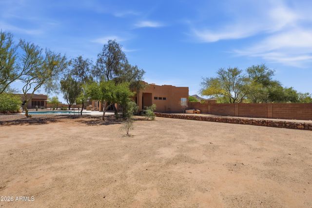 2616 W CANYON Road, Phoenix, AZ 85086