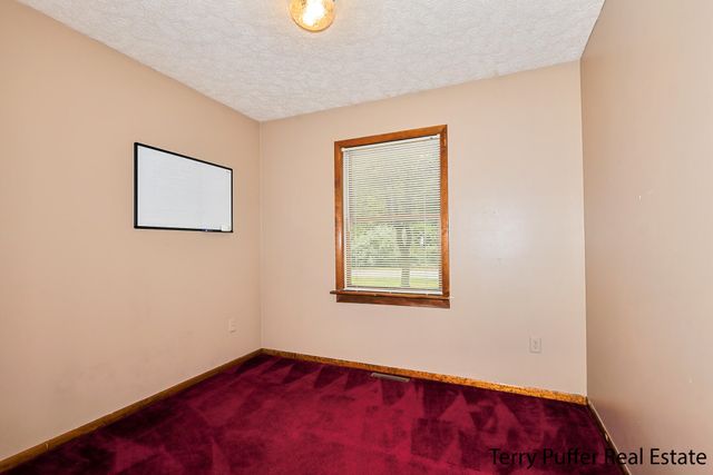 291 Sessions Road, Shelby Vlg, MI 49455