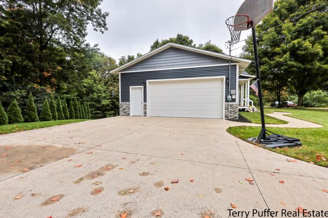 291 Sessions Road, Shelby Vlg, MI 49455