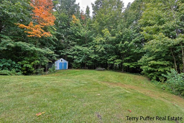 291 Sessions Road, Shelby Vlg, MI 49455