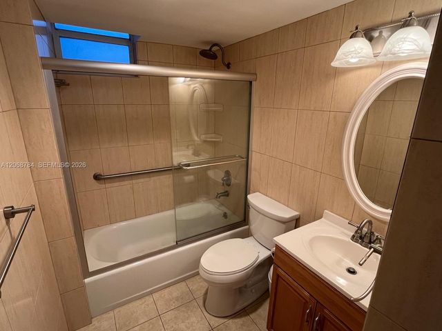 1045 10th Street 704, Miami Beach, FL 33139
