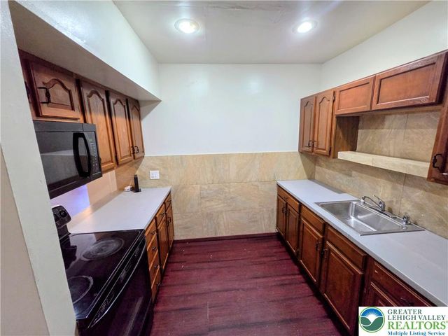 223 North Fountain Street 1, Allentown City, PA 18102