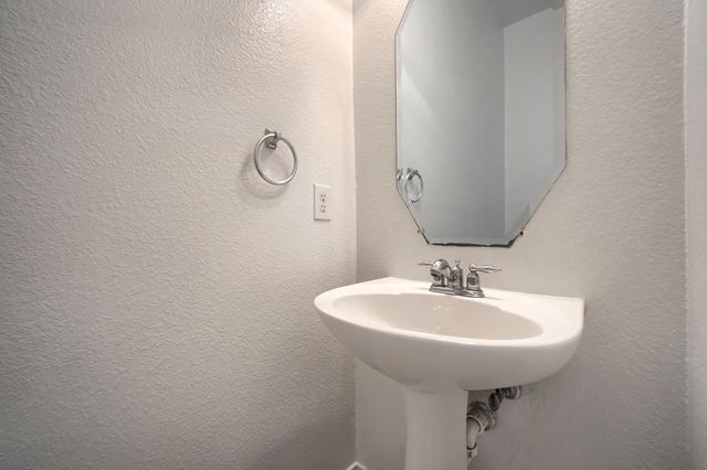 8217 Rayburn Lane, Mckinney, TX 75072