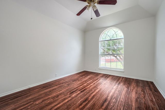 8217 Rayburn Lane, Mckinney, TX 75072