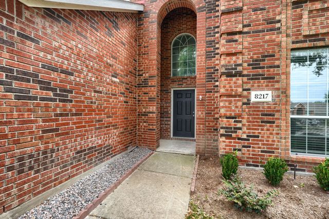 8217 Rayburn Lane, Mckinney, TX 75072