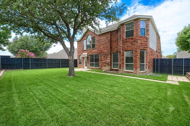 8217 Rayburn Lane, Mckinney, TX 75072