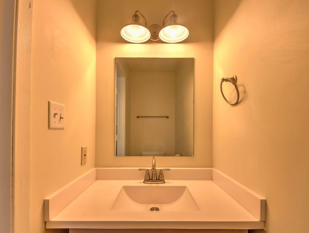 2302 Yorktowne Drive, Valparaiso, IN 46383