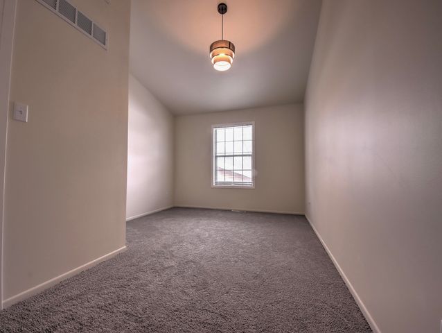 2302 Yorktowne Drive, Valparaiso, IN 46383