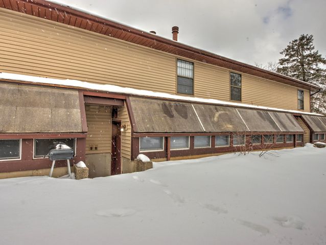 2302 Yorktowne Drive, Valparaiso, IN 46383