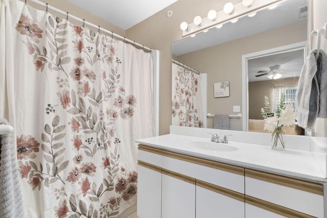 155 W Rockford Drive 8, Branson, MO 65616