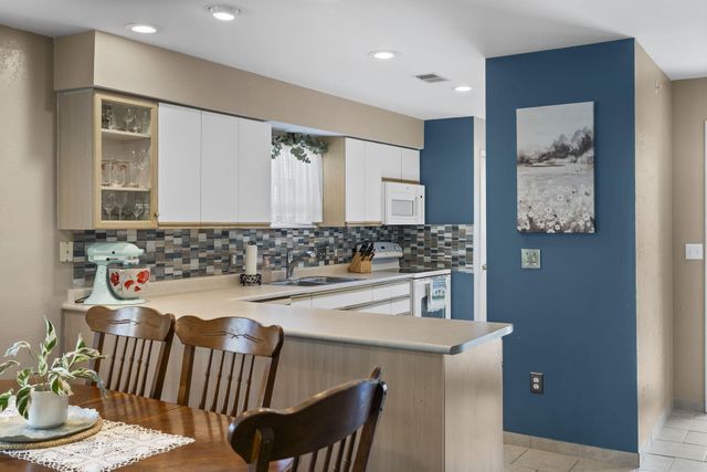 155 W Rockford Drive 8, Branson, MO 65616