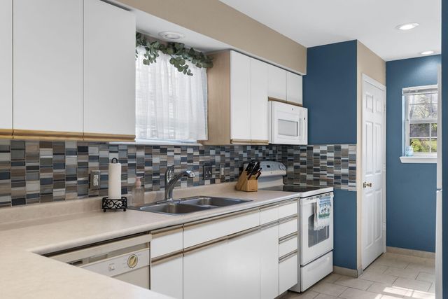 155 W Rockford Drive 8, Branson, MO 65616