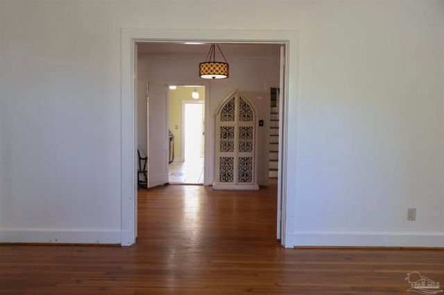 1540 N Spring St, Pensacola, FL 32501
