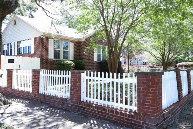 1540 N Spring St, Pensacola, FL 32501