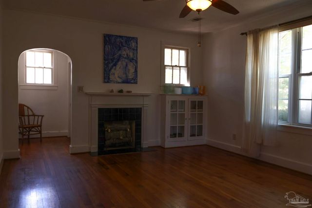 1540 N Spring St, Pensacola, FL 32501