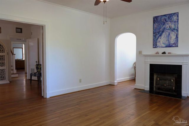 1540 N Spring St, Pensacola, FL 32501