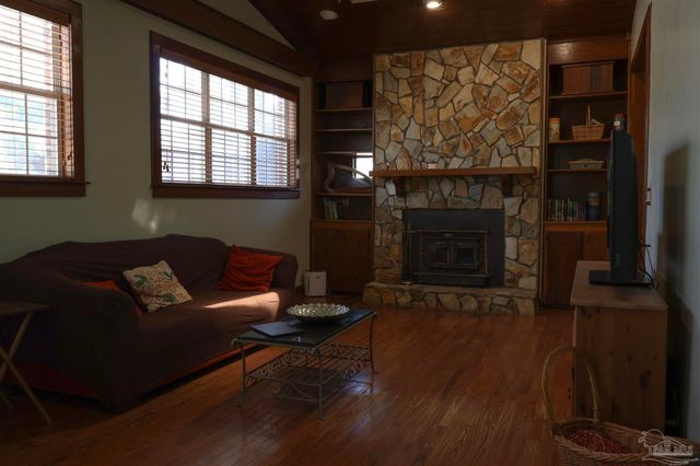 1540 N Spring St, Pensacola, FL 32501