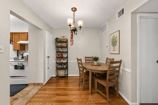 2120 El Paseo Street 604, Houston, TX 77054