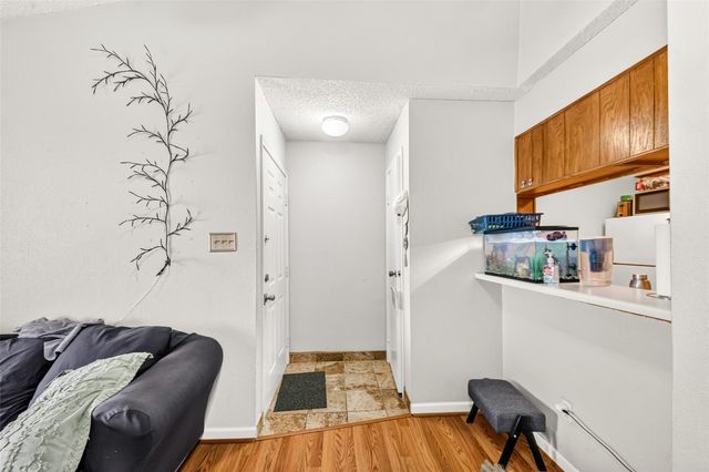 2120 El Paseo Street 604, Houston, TX 77054