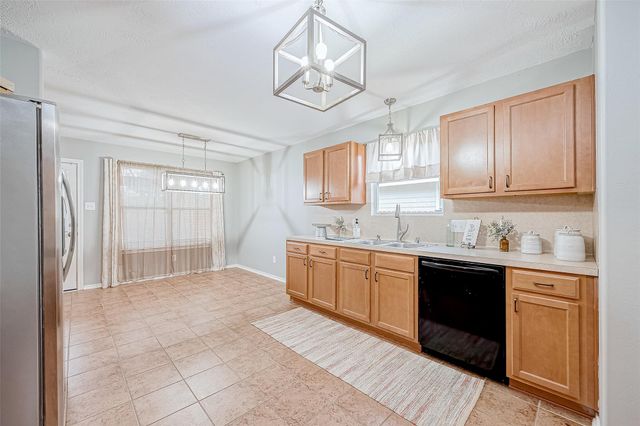 1430 Natural Pine Trail, Conroe, TX 77301