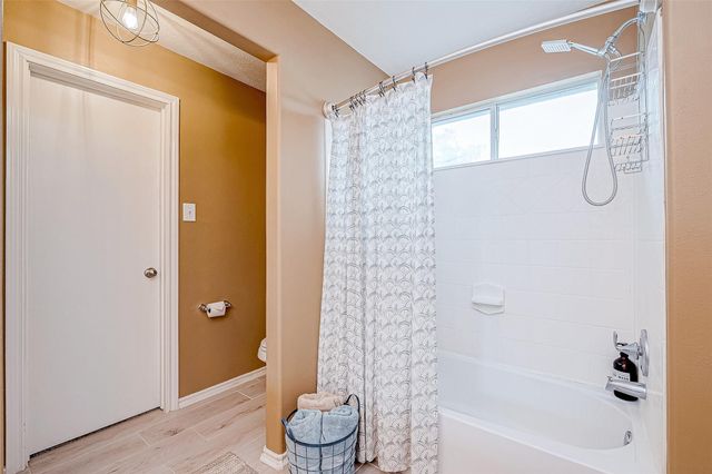 1430 Natural Pine Trail, Conroe, TX 77301