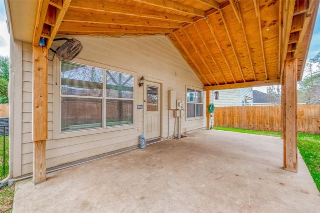 1430 Natural Pine Trail, Conroe, TX 77301