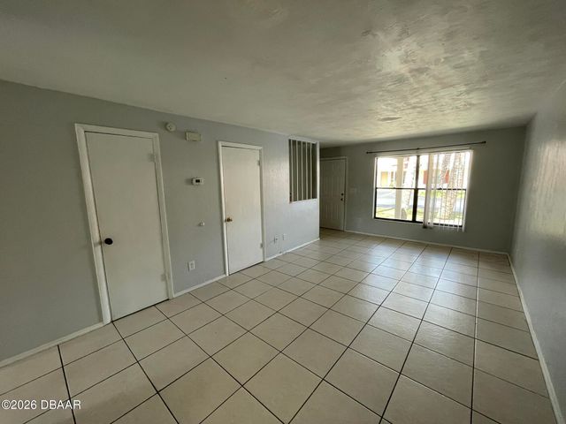 980 Canal View Blvd Apt E6, Port Orange, FL 32129