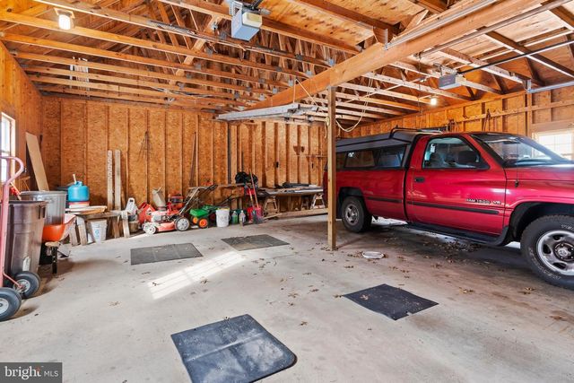 461 SHULER RD, Etters, PA 17319