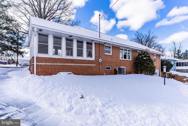 461 SHULER RD, Etters, PA 17319