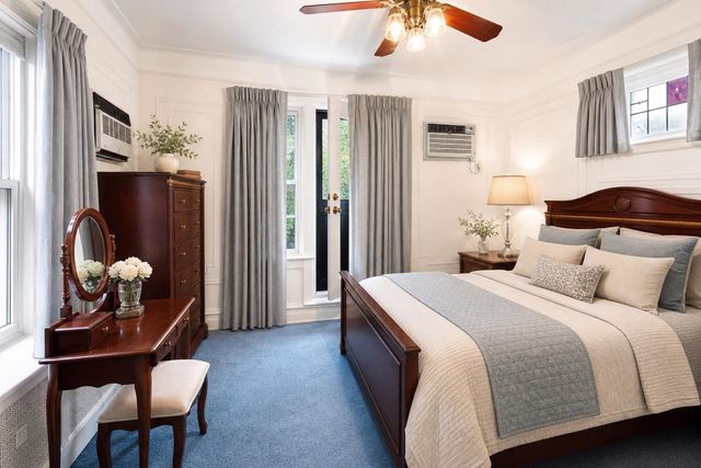 1216 E 28th Street, New York City, NY 11210
