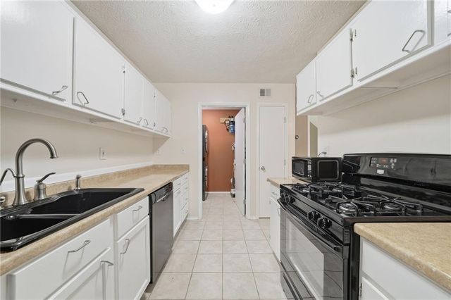 101 Park Ridge Circle, Marietta, GA 30068