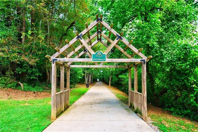 101 Park Ridge Circle, Marietta, GA 30068
