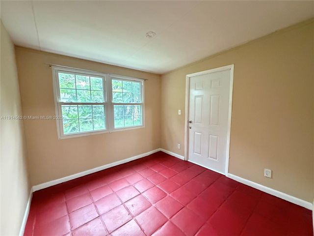 7212 SW 3rd Ct, North Lauderdale, FL 33068