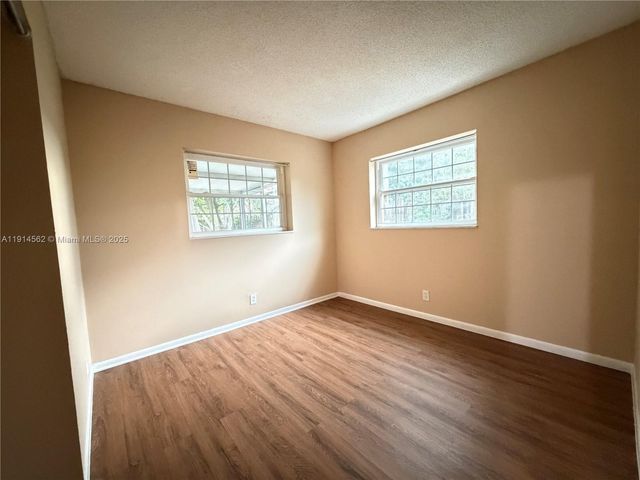 7212 SW 3rd Ct, North Lauderdale, FL 33068