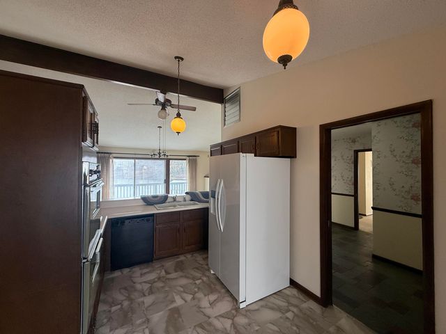 30 Oniatara Lane, Cherokee Village, AR 72529