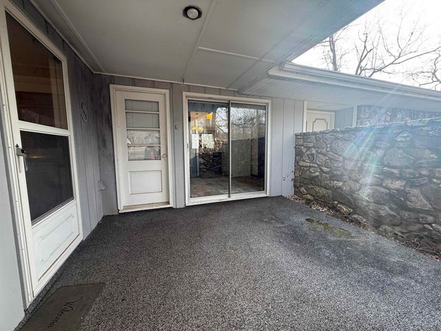 30 Oniatara Lane, Cherokee Village, AR 72529