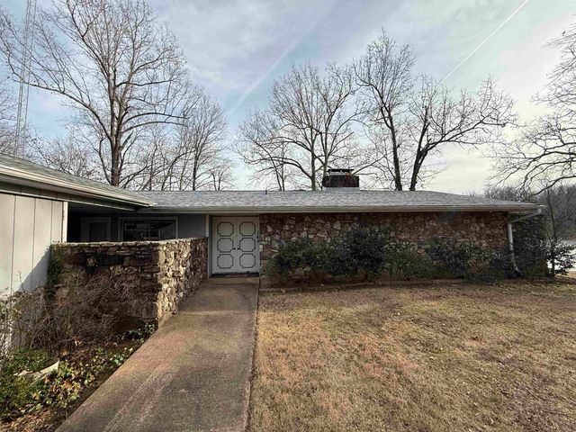 30 Oniatara Lane, Cherokee Village, AR 72529