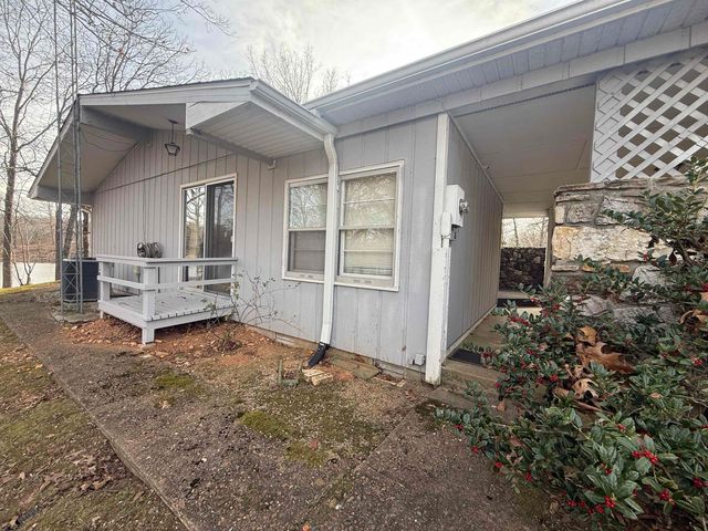 30 Oniatara Lane, Cherokee Village, AR 72529