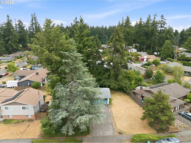 17610 Ne MULTNOMAH Dr, Portland, OR 97230
