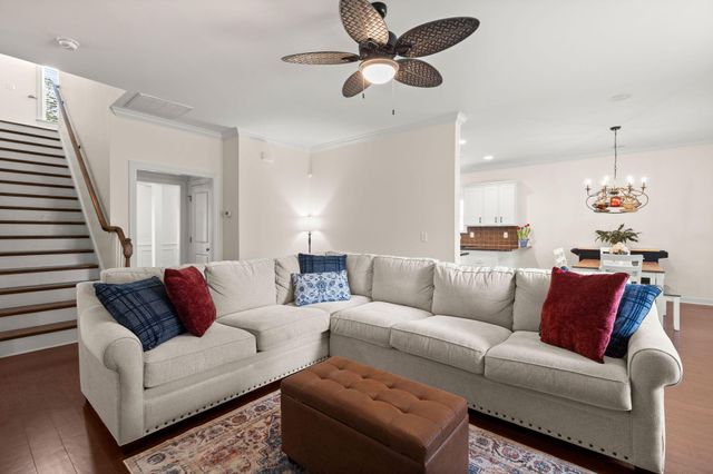 188 Donning Drive, Summerville, SC 29483