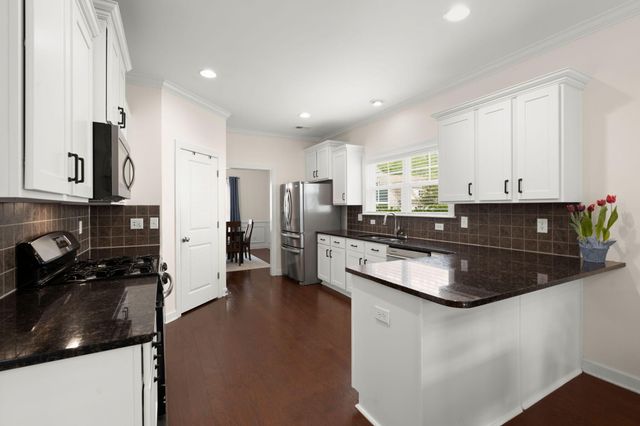 188 Donning Drive, Summerville, SC 29483