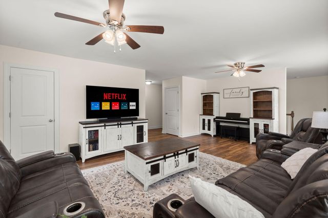 188 Donning Drive, Summerville, SC 29483