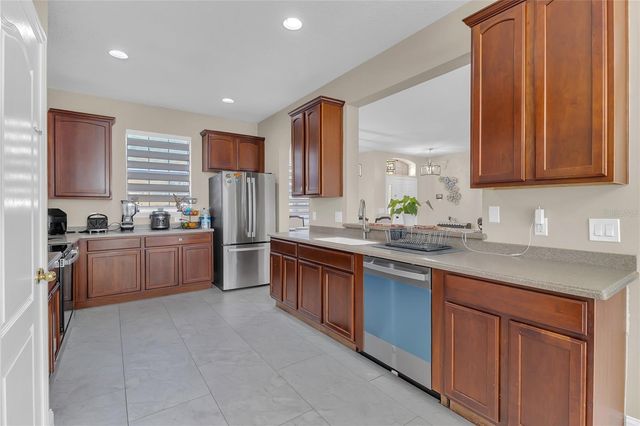 2144 CONTINENTAL STREET, St Cloud, FL 34769