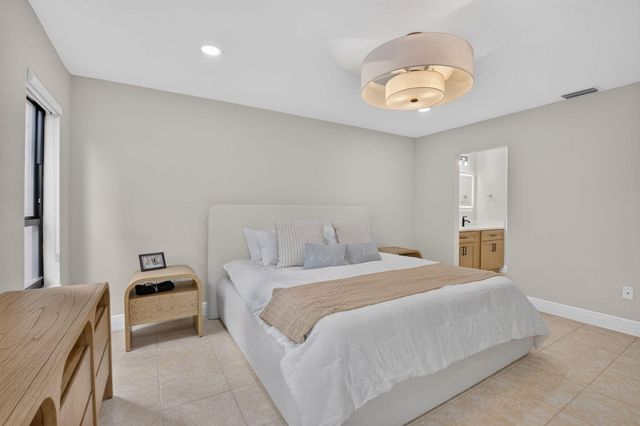 9292 Sabal Ridge Circle C, Boca Raton, FL 33434
