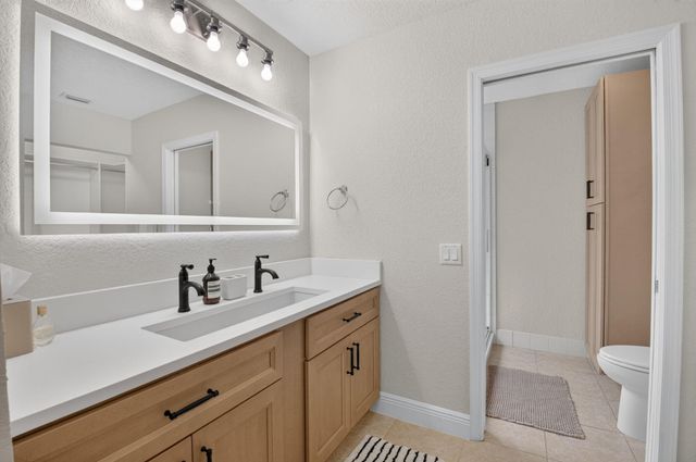 9292 Sabal Ridge Circle C, Boca Raton, FL 33434
