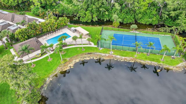 9292 Sabal Ridge Circle C, Boca Raton, FL 33434