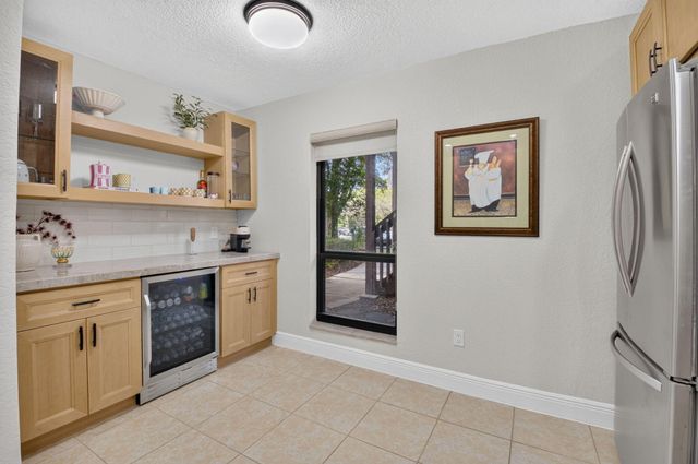9292 Sabal Ridge Circle C, Boca Raton, FL 33434