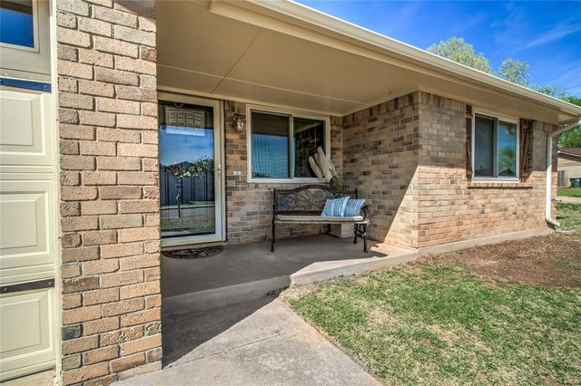 1109 Teal Place, Edmond, OK 73003